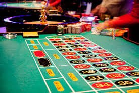 প্লিংকো গেম ইন্টারফেস এবং বোর্ড লেআউট heybet88 এ